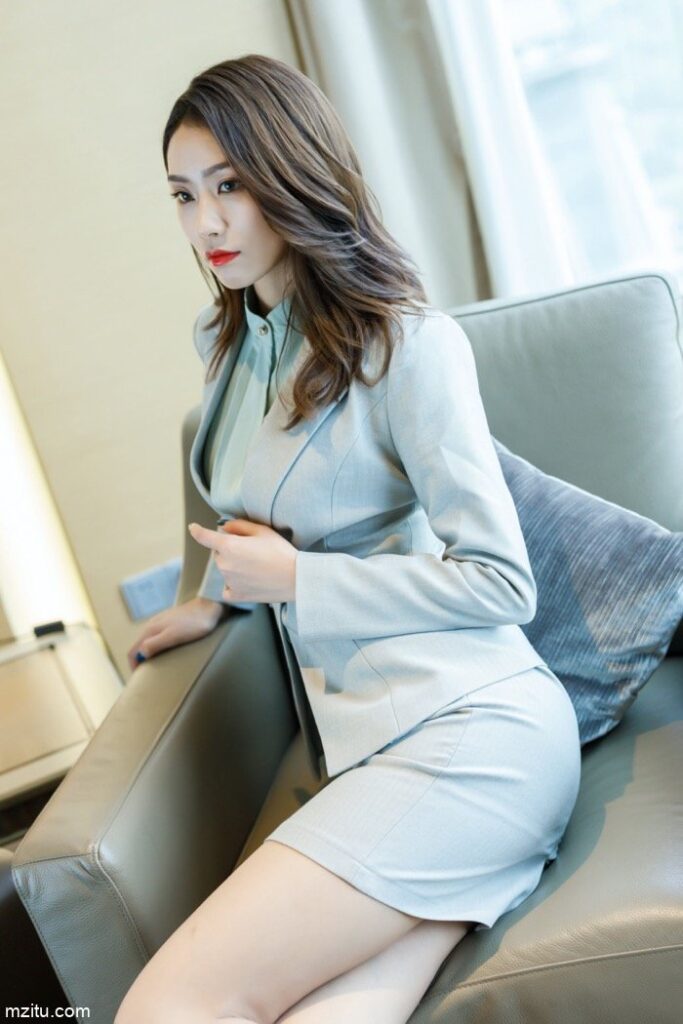 长得很有明星味的比基尼MM【106P】00019-嘿次元