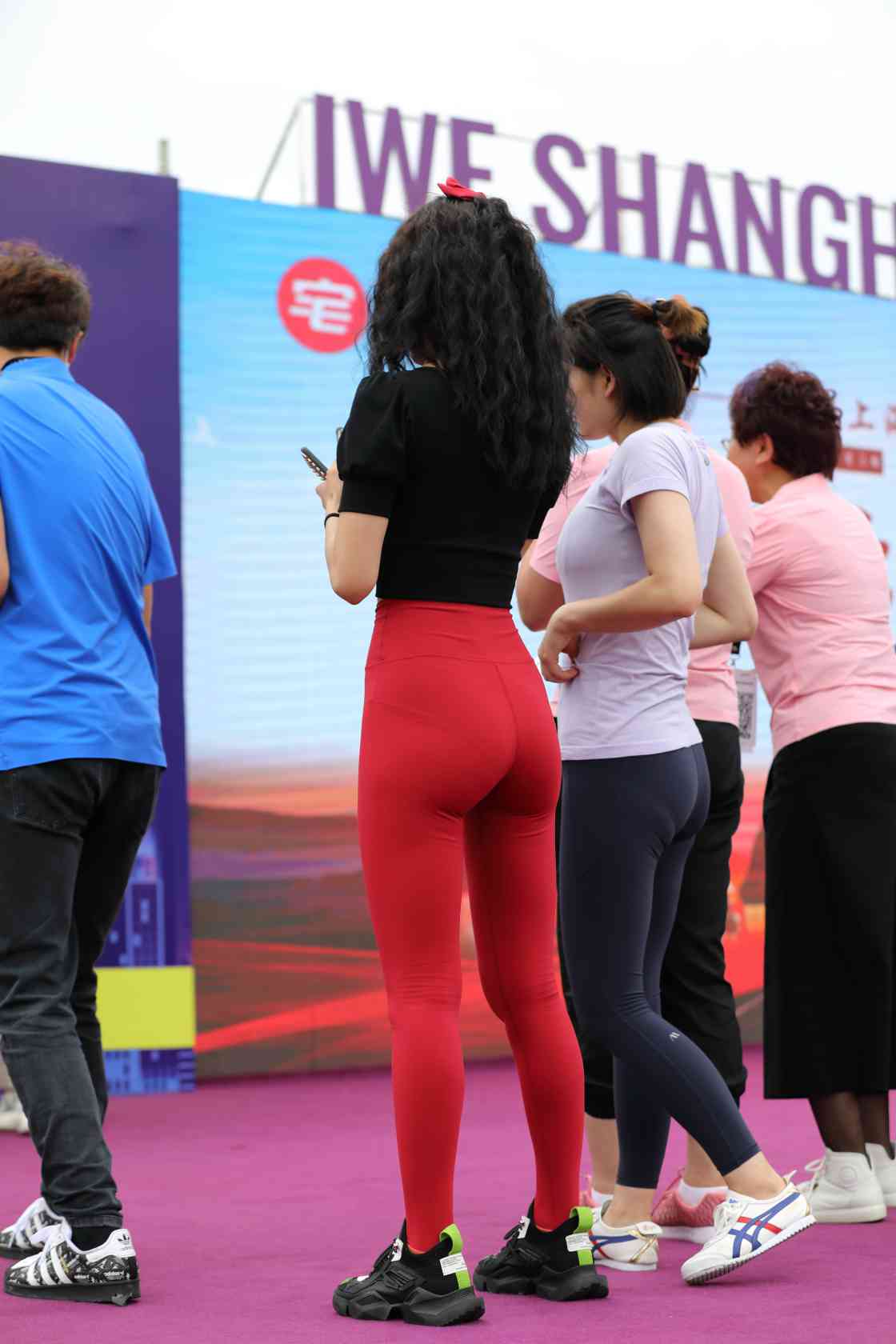 图片[4]-【免费】打扮的超有女孩感的女人【20P】04020-嘿次元