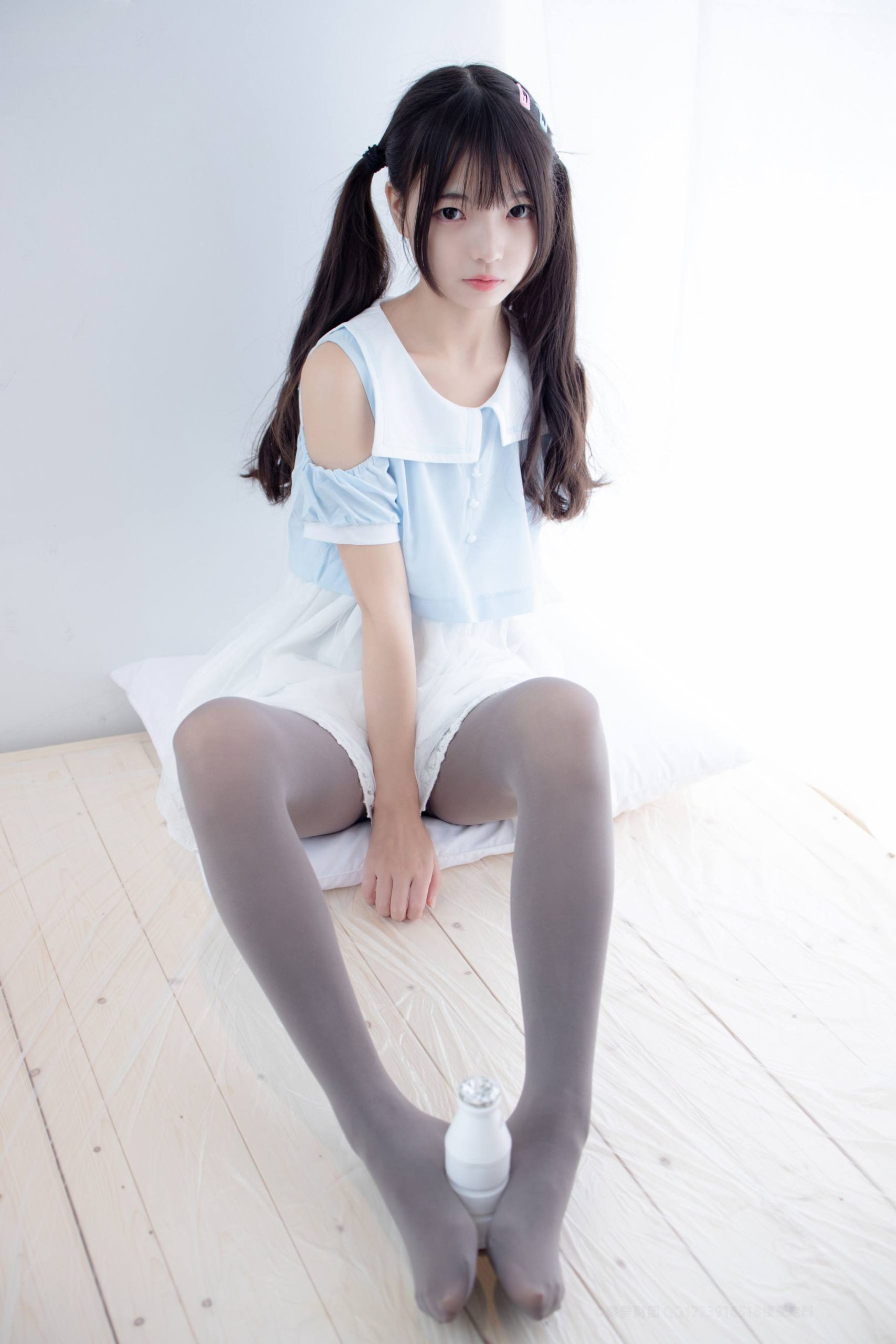 图片[1]-超级甜美的灰丝小姑娘【86P】20005-嘿次元