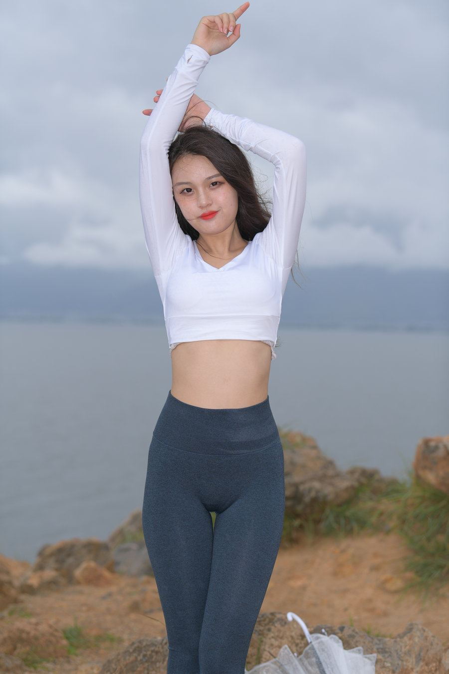 图片[2]-深蓝色瑜伽裤甜美女孩 J1320 514P2V-17.5GB-嘿次元