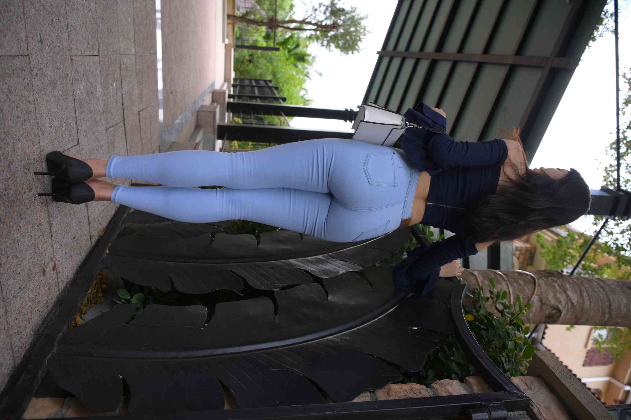 图片[3]-紧身牛仔裤女生【1127P】04027-嘿次元