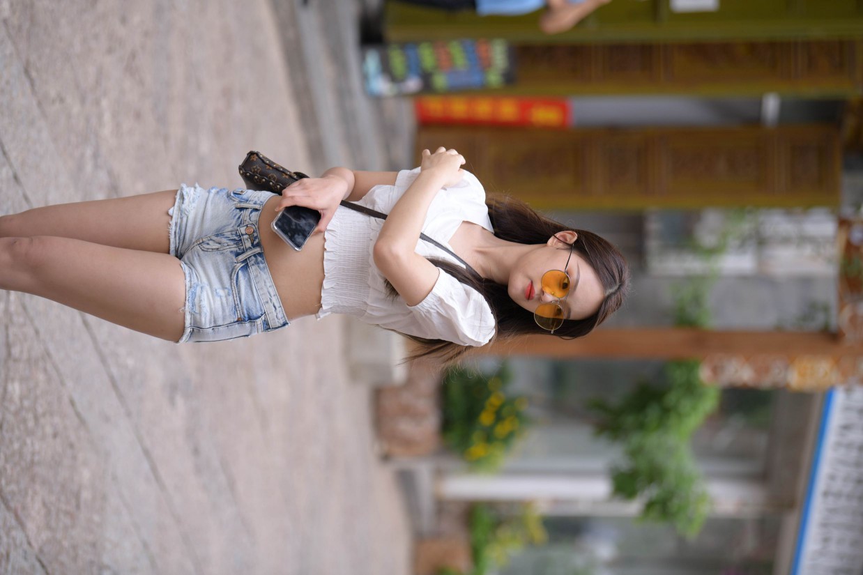 图片[2]-戴太阳镜的牛仔短裤紧身牛仔MM【167P】00021-嘿次元