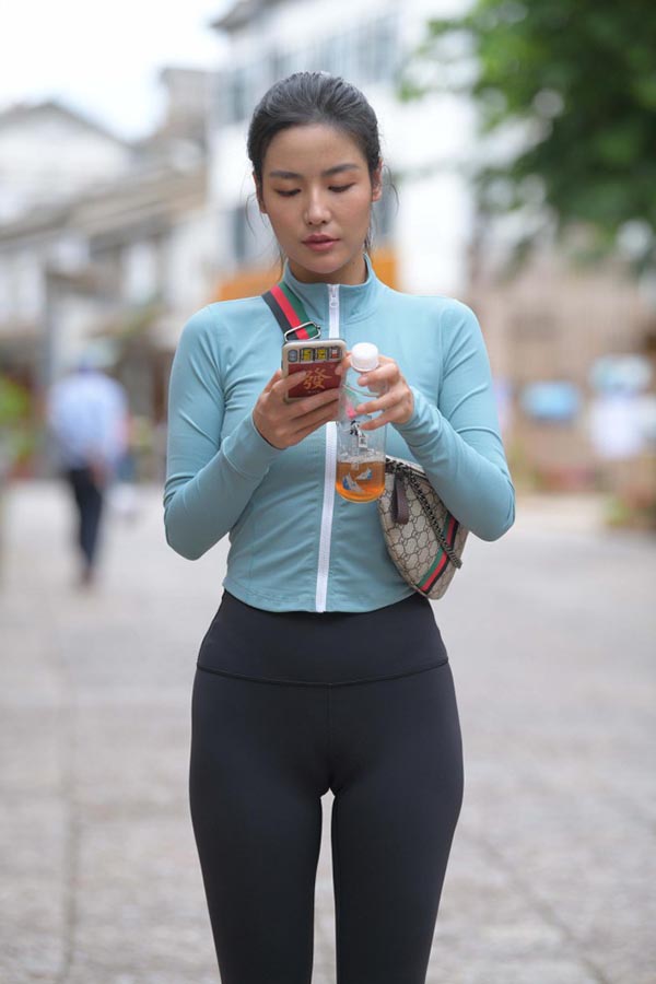 结束完了一天的瑜伽训练【254P】00011-嘿次元