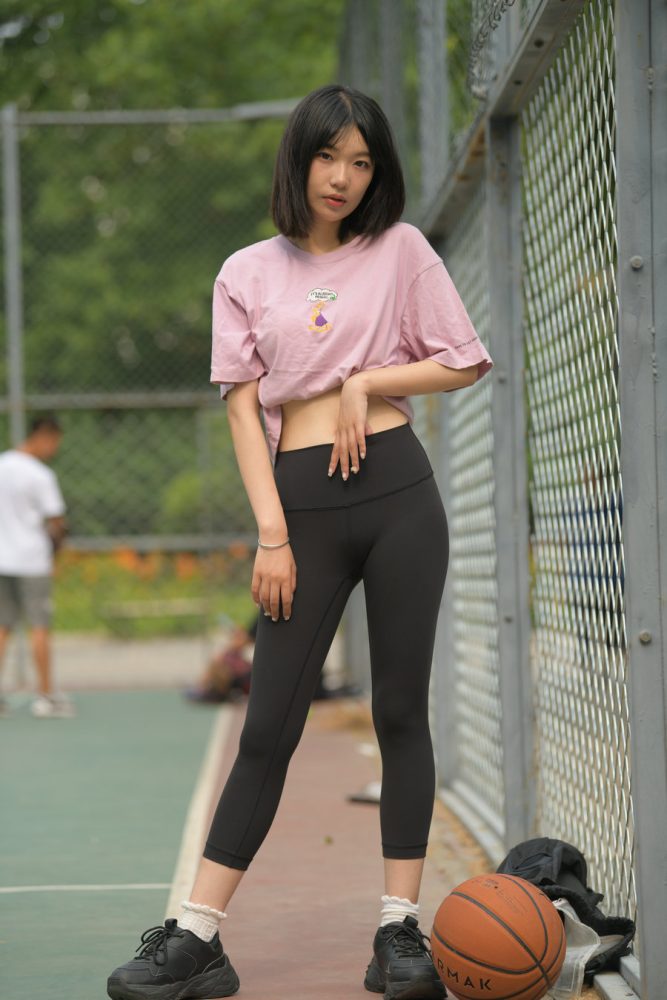 图片[3]-穿瑜伽裤打篮球的大三女孩J2198 463P1V-18.6GB-嘿次元
