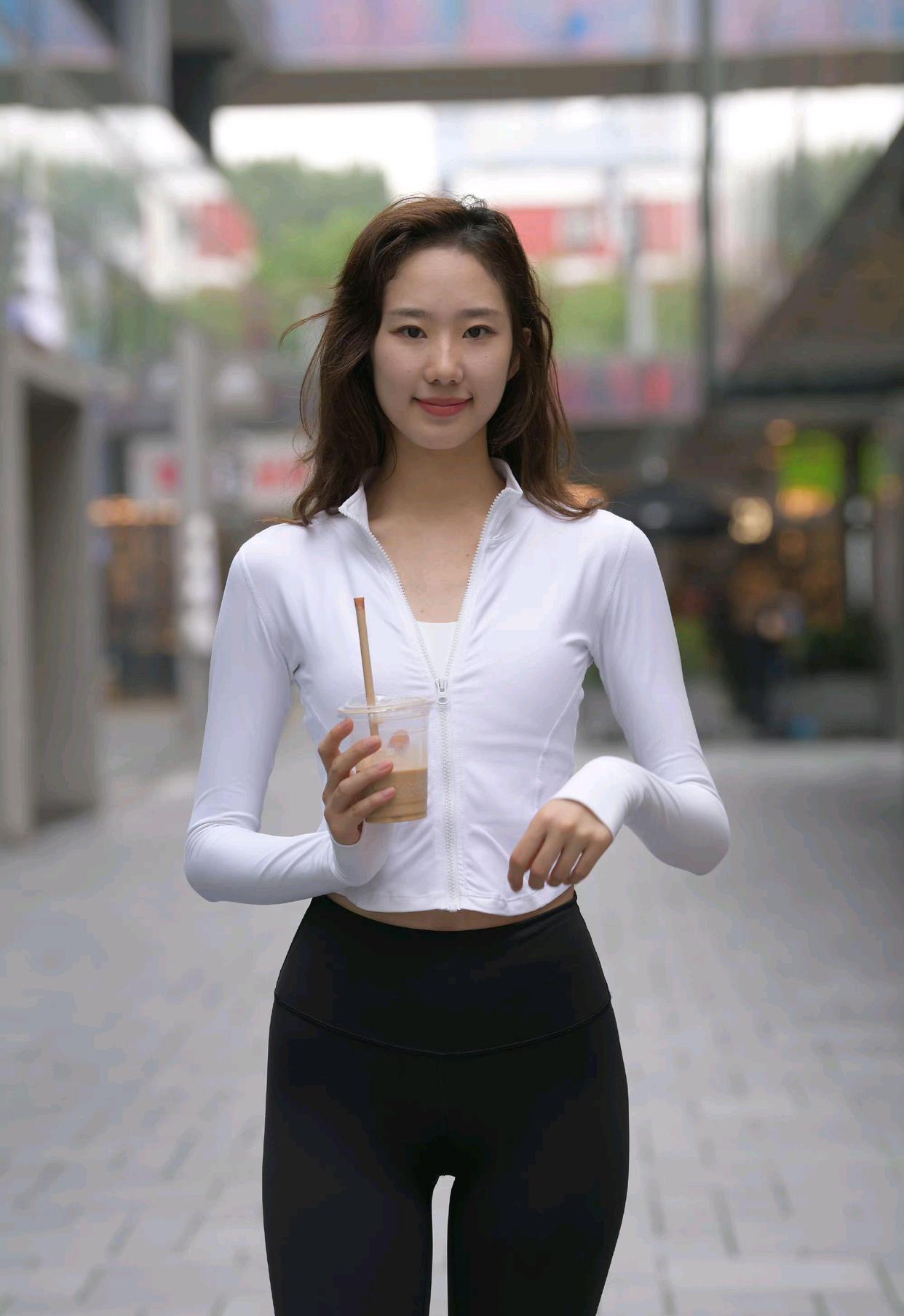 图片[2]-像刘亦菲的黑色瑜伽裤女孩J2237 340P1V-14.8GB-嘿次元