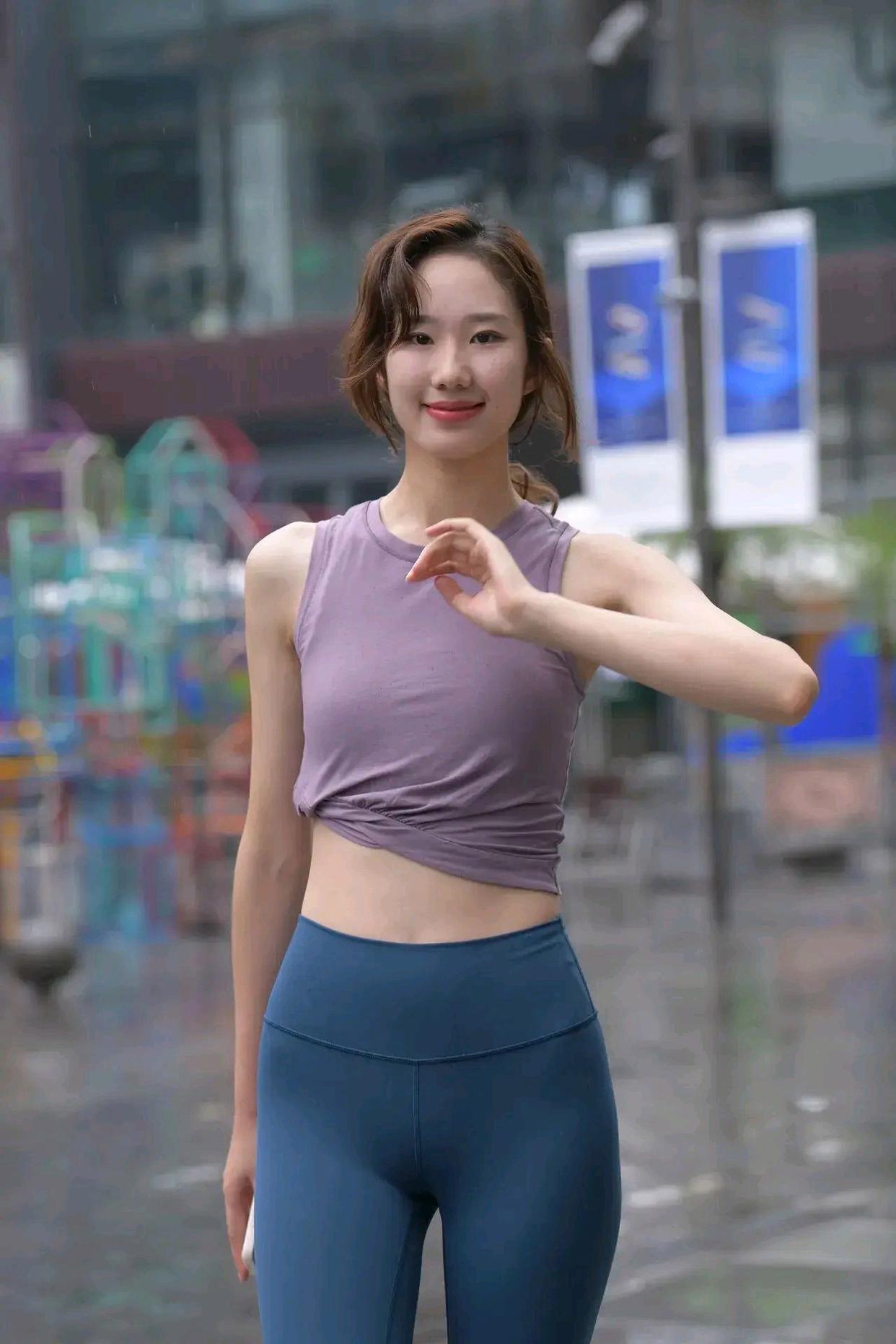 图片[2]-像刘亦菲的蓝色瑜伽裤姑娘J2234 552P1V-20.5GB-嘿次元