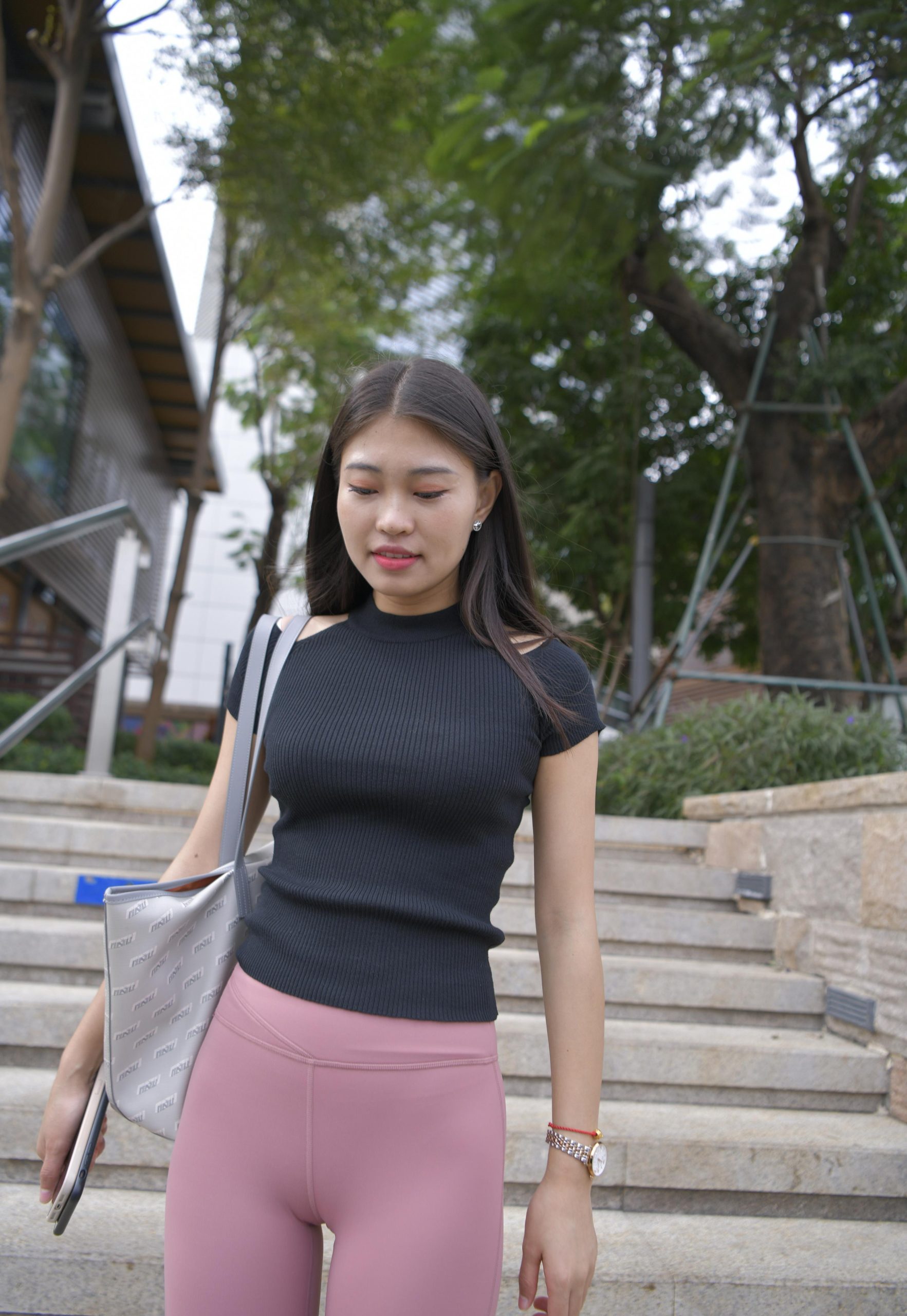 图片[2]-走在街头的瑜伽裤小女人 J1530 213P1V-9.18GB-嘿次元