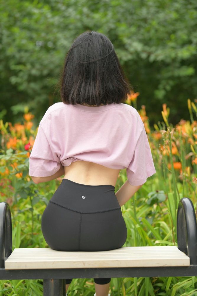 图片[2]-穿瑜伽裤打篮球的大三女孩J2198 463P1V-18.6GB-嘿次元