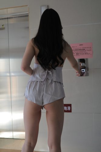 图片[4]-非常有女人味的热裤姑娘【228P】0007-嘿次元