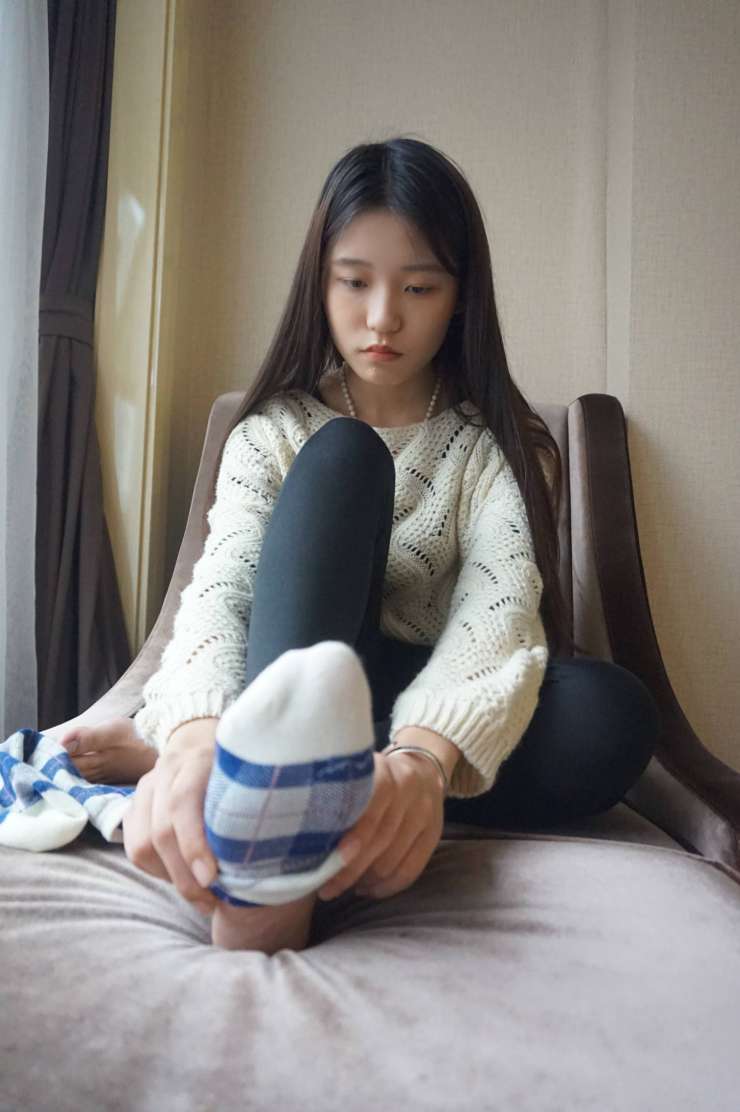 图片[5]-眼神很清澈的赤脚女孩【59P】20020-嘿次元