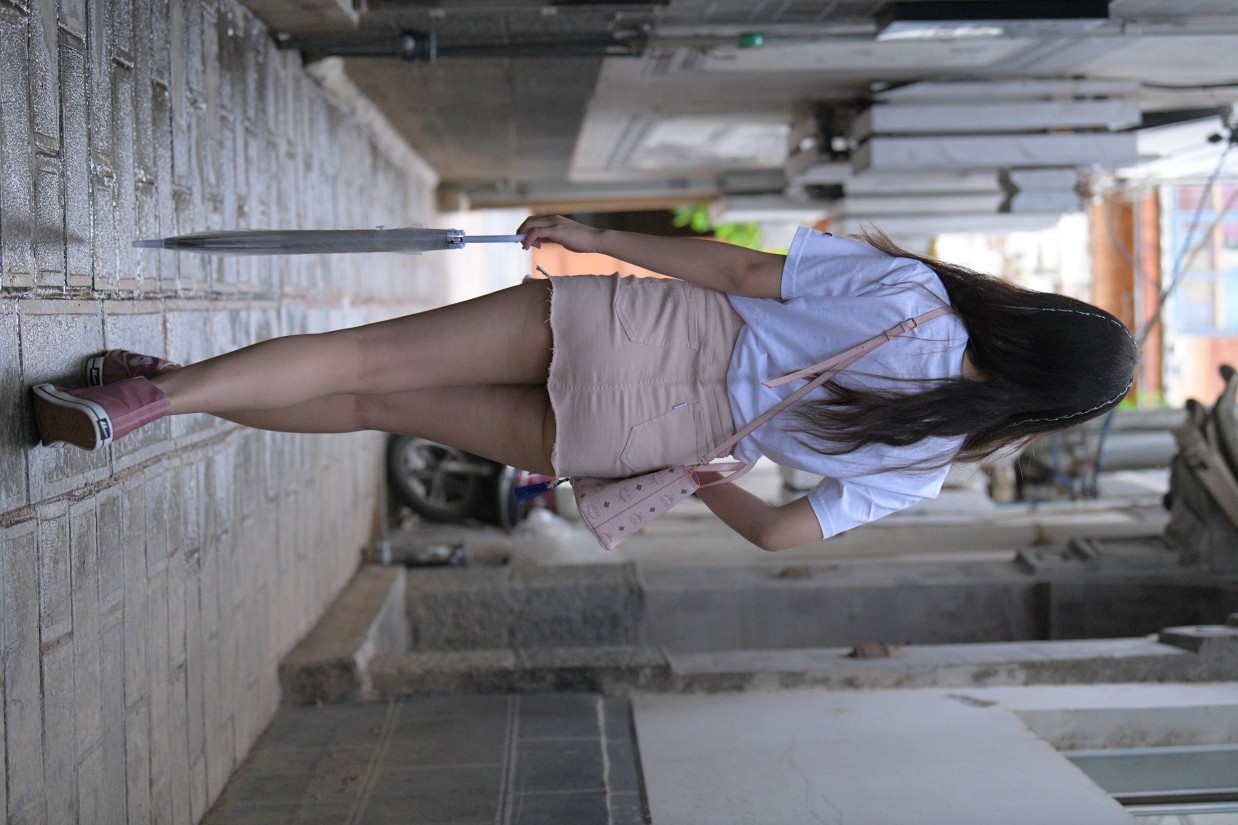 图片[3]-非常清纯甜美的短裙姑娘在逛街【458P】00052-嘿次元