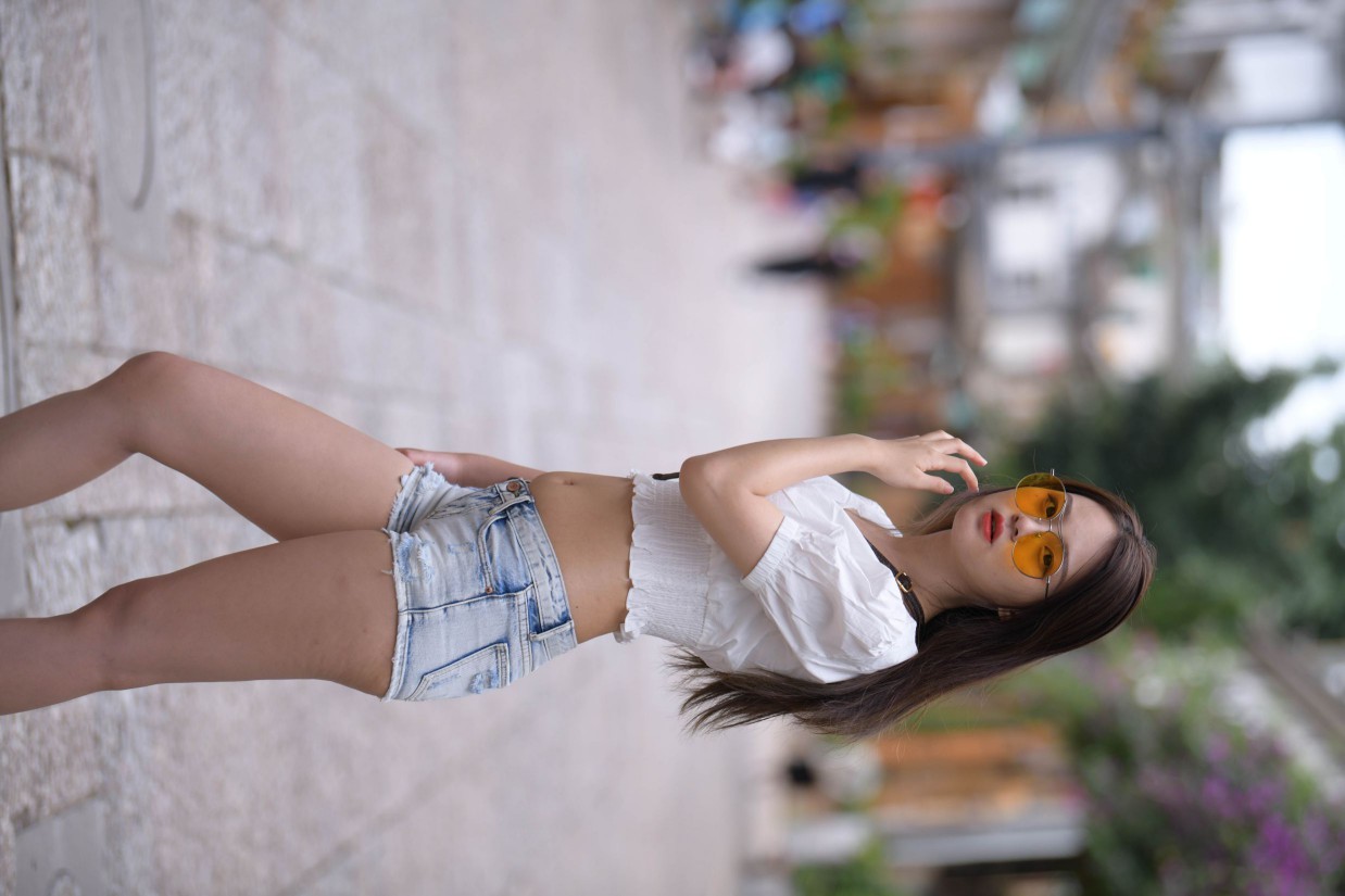 图片[4]-戴太阳镜的牛仔短裤紧身牛仔MM【167P】00021-嘿次元