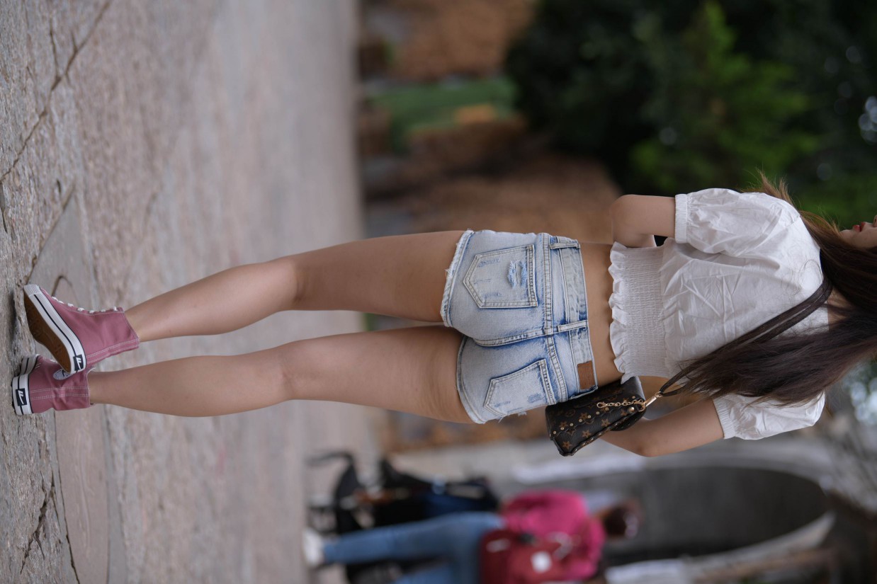 图片[6]-戴太阳镜的牛仔短裤紧身牛仔MM【167P】00021-嘿次元