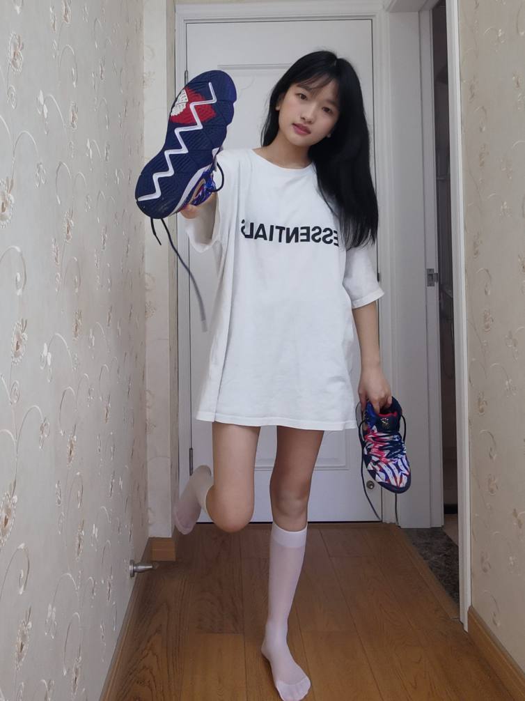 图片[5]-调皮的白袜女孩【149P】20017-嘿次元