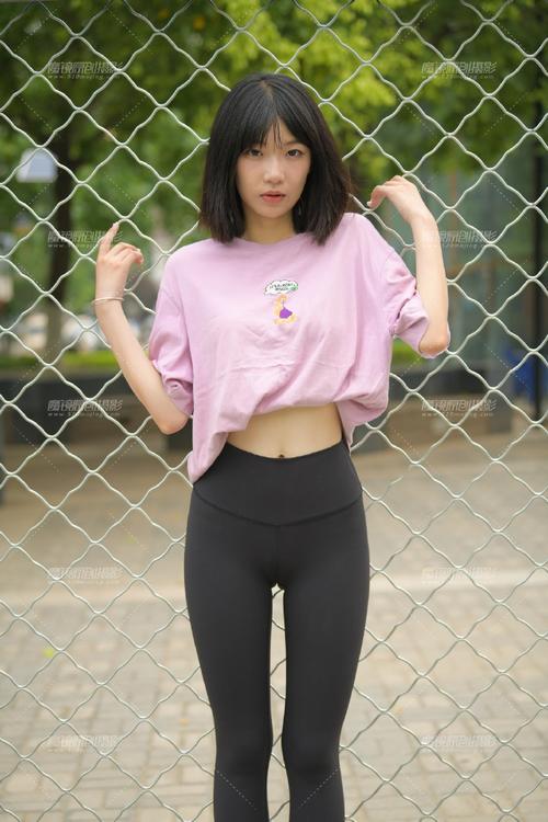 图片[5]-穿瑜伽裤打篮球的大三女孩J2198 463P1V-18.6GB-嘿次元
