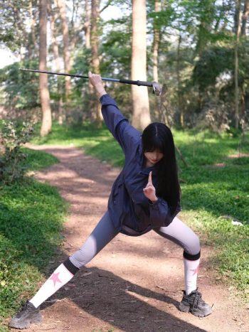 图片[2]-爱爬山的瑜伽裤MM，太甜美了！~-嘿次元